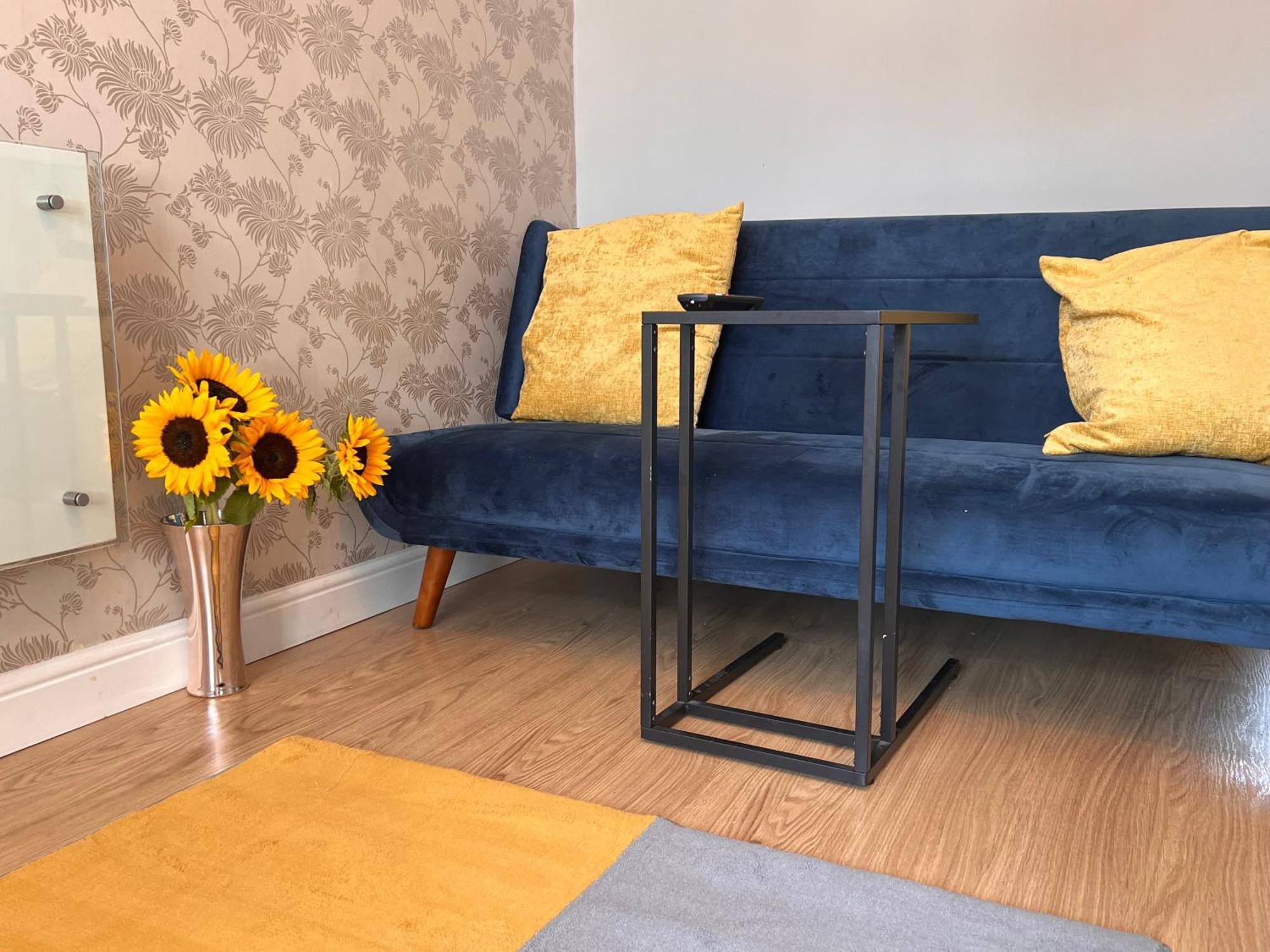 Contractors Or Family House - M1 Nottingham - Ikea Retail Park - Catkin Drive - 2 Bed Home With Driveway, Private Garden, Sleeps 4 - Tv'S In All Rooms Giltbrook Exterior photo